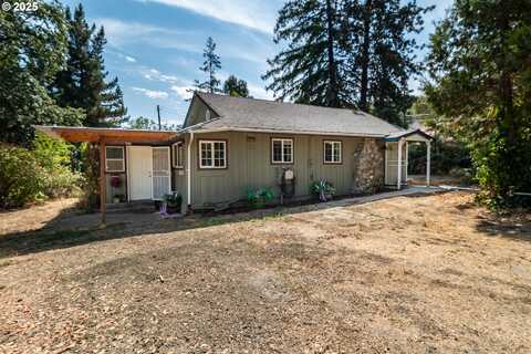 13474 OLD HIGHWAY 99, Myrtle Creek, OR 97457