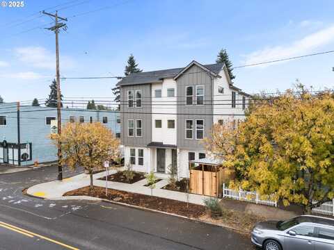 7194 NE Glisan ST, Portland, OR 97213