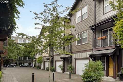 727 SE 33RD PL, Portland, OR 97214