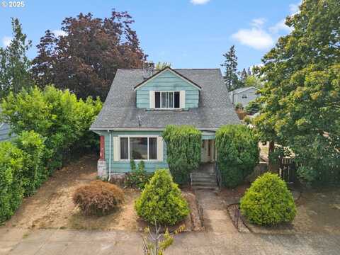 6804 SE CARLTON ST, Portland, OR 97206