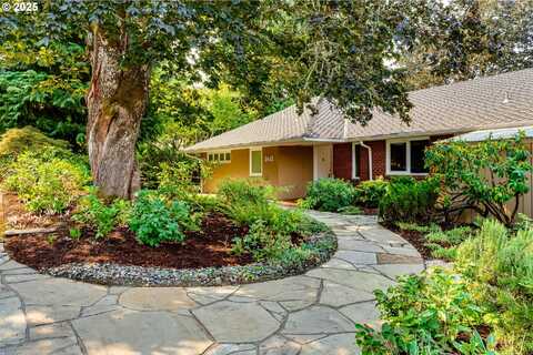 2410 WASHINGTON ST, Eugene, OR 97405