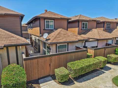 9607 Kumquat Dr, Lakeside, CA 92040