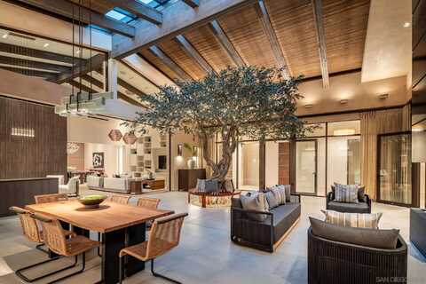 6005 La Jolla Scenic Dr S, La Jolla, CA 92037