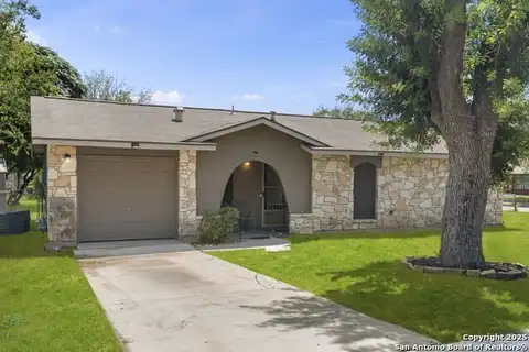 3326 Easy Bend Dr, San Antonio, TX 78217
