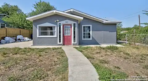 1211 Lee Hall, San Antonio, TX 78201