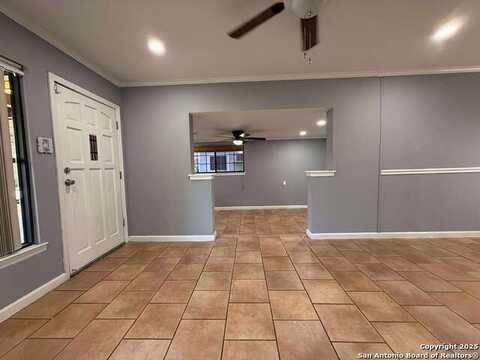 307 Trudell, San Antonio, TX 78213