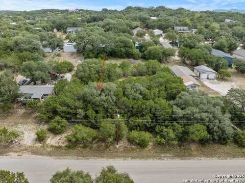 1091 Rotherman, Canyon Lake, TX 78133