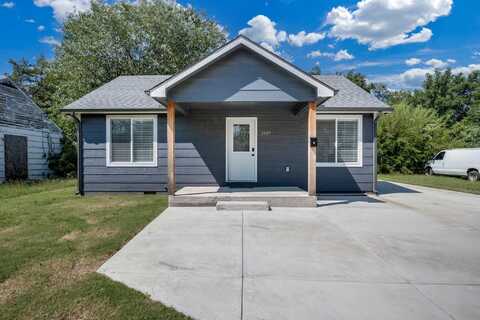 1527 N Minnesota Ave, Wichita, KS 67214