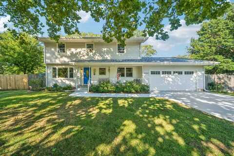 3741 S Fairlawn St, Wichita, KS 67215