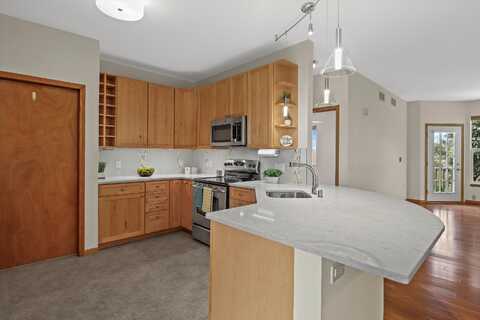 3134 Dorchester Way, Madison, WI 53719