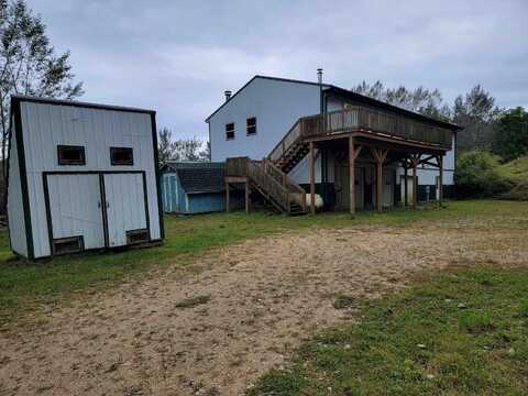 S6327 Highway 154 Road, Hillpoint, WI 53937
