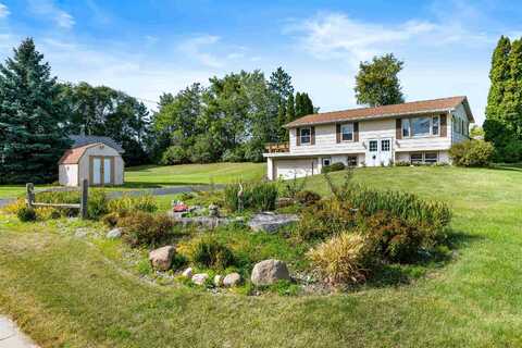 201 Cedar Street, Johnson Creek, WI 53038