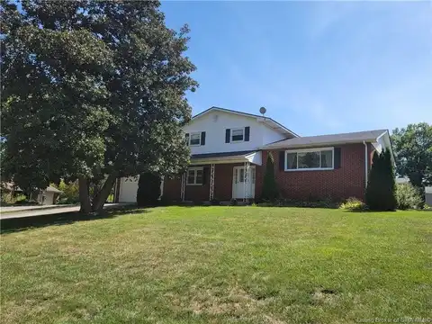 1835 GREENHILLS Drive, Madison, IN 47250