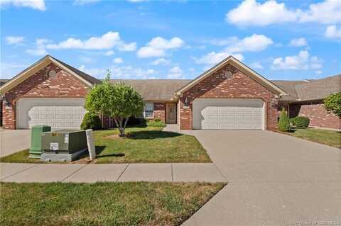 8433 Hunters Trace, Sellersburg, IN 47172