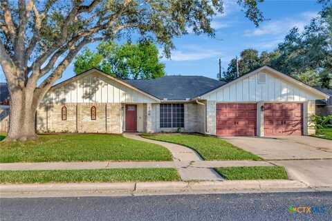 306 Alamogordo, Victoria, TX 77904