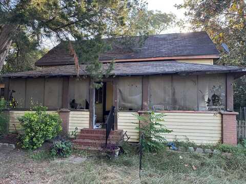 228 Jordan St NE, Whigham, GA 39897