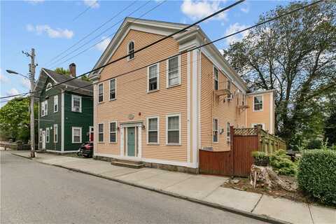 36 Farewell Street, Newport, RI 02840