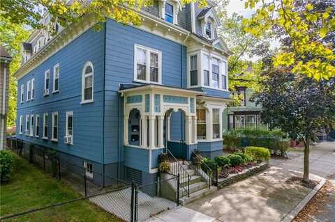 32 Oak Street, Providence, RI 02909