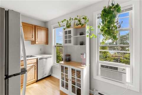 96 Gano Street, Providence, RI 02906