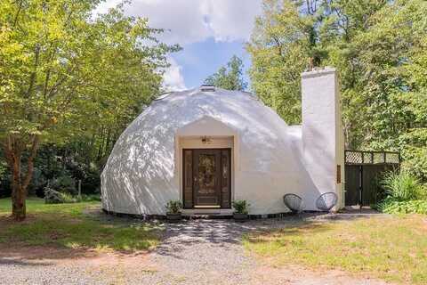 324 Springbud Rd, Fancy Gap, VA 24328