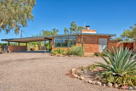 1230 W Maximilian Way, Tucson, AZ 85704