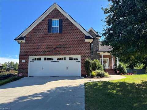184 Raspberry Ridge Drive, Clemmons, NC 27012
