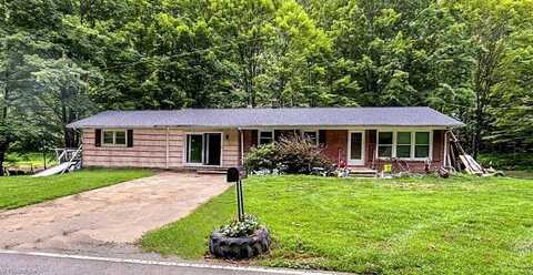 2799 Big Horse Creek Road, Lansing, NC 28643