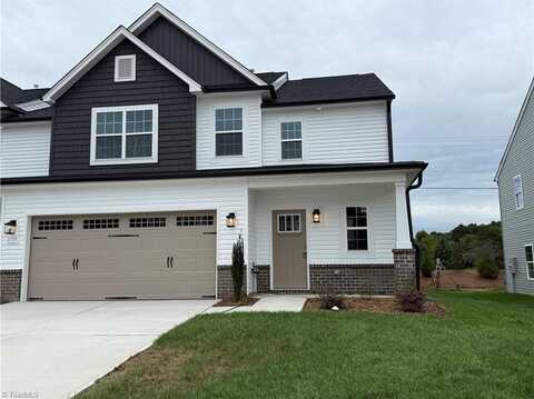 206 Oakdale Forest Court, Jamestown, NC 27282