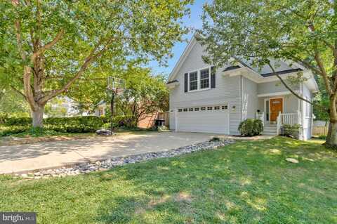 210 N OAK STREET, FALLS CHURCH, VA 22046