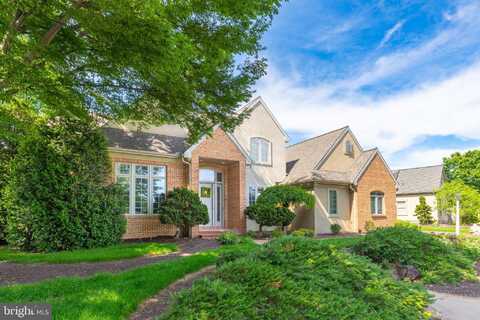 826 BENT CREEK DRIVE, LITITZ, PA 17543