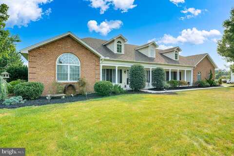 266 FAIRVIEW DRIVE, HANOVER, PA 17331