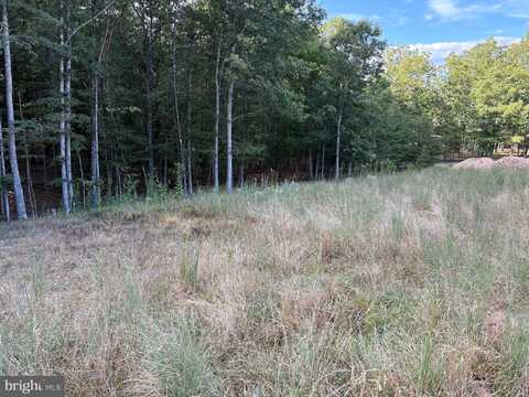 27 BEAR PAW DRIVE, BERKELEY SPRINGS, WV 25411