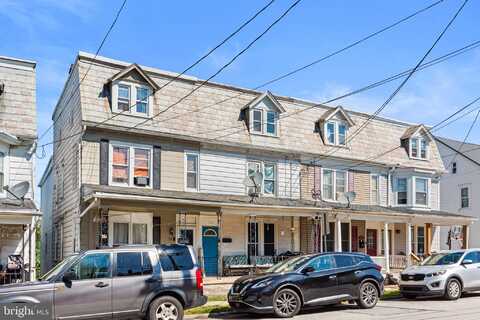 127 W GAY STREET, RED LION, PA 17356
