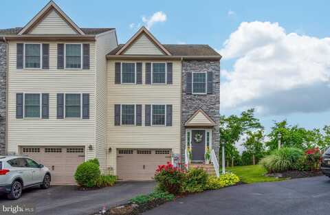 134 GENTLEMENS WAY, LANCASTER, PA 17603