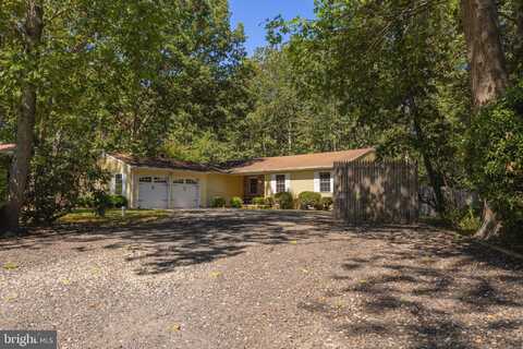 4 OAK LEAF ROAD, BERLIN, NJ 08009