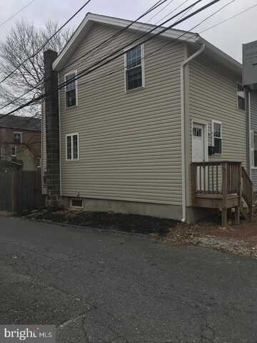 110 S ADAMS STREET, WEST CHESTER, PA 19382