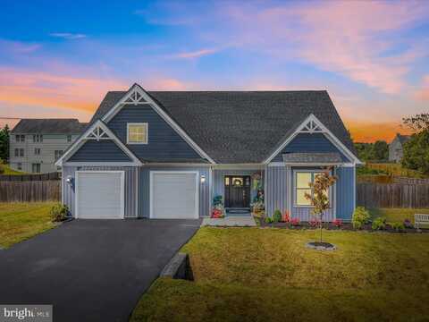 111 MOONSTONE DRIVE, KEARNEYSVILLE, WV 25430