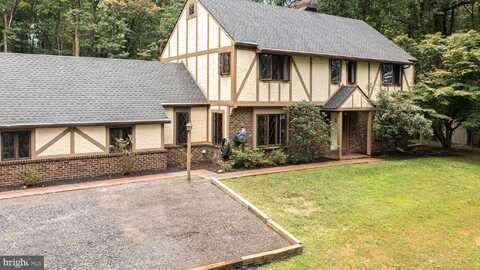 37 FAWN DRIVE, READING, PA 19607