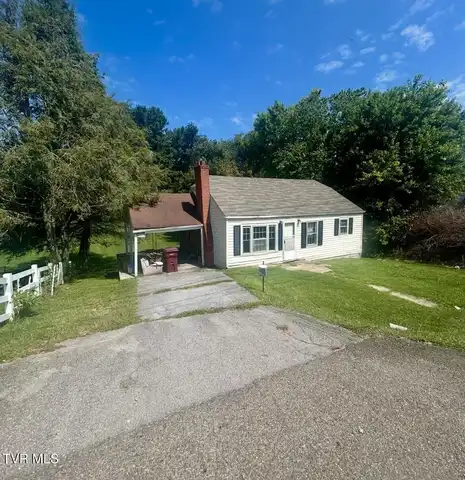 3578 West Market Street, Johnson City, TN 37604