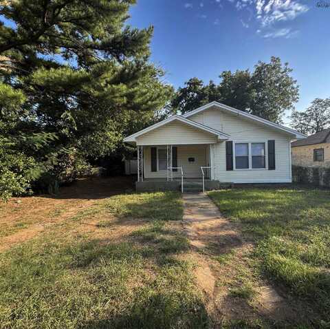1517 BLONDE STREET, Wichita Falls, TX 76301