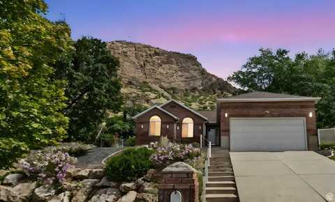 840 AVALON HILLS, Ogden, UT 84404