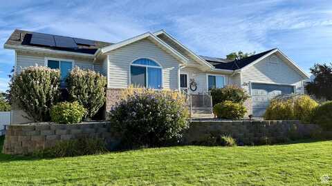 263 W 300 N, Hyde Park, UT 84318