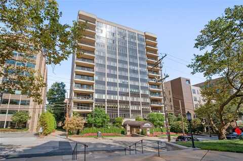 146 N Bellefield Ave, Oakland, PA 15213