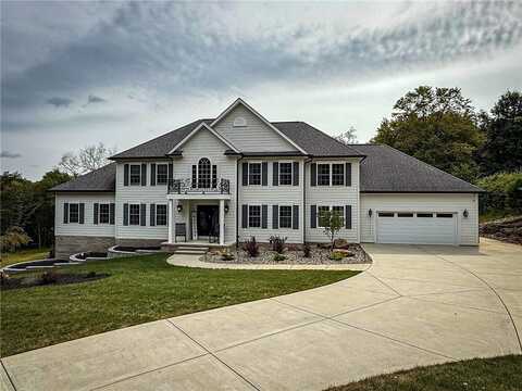 121 Blackthorn Dr, Penn Twp, PA 16002