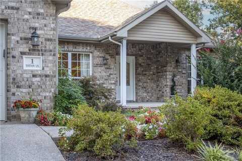 1 Totton LN, Bella Vista, AR 72714