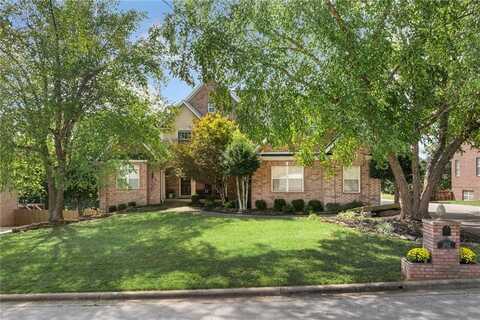 1902 Daly DR, Harrison, AR 72601