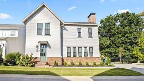 2638 N Wallis Aly, Fayetteville, AR 72703