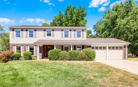 11749 Summerwood Drive, Saint Louis, MO 63146