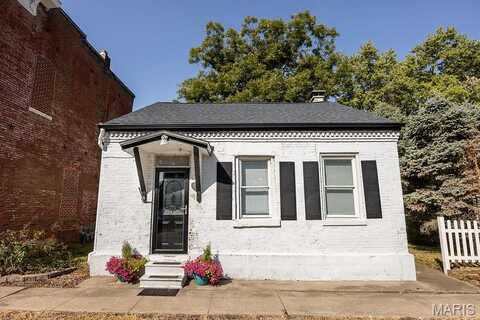3 N Richland Street, Freeburg, IL 62243