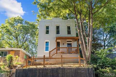 6011 Minnesota Avenue, Saint Louis, MO 63111